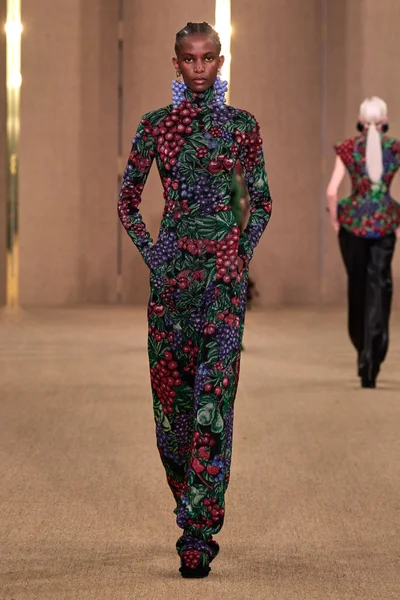 Look 55